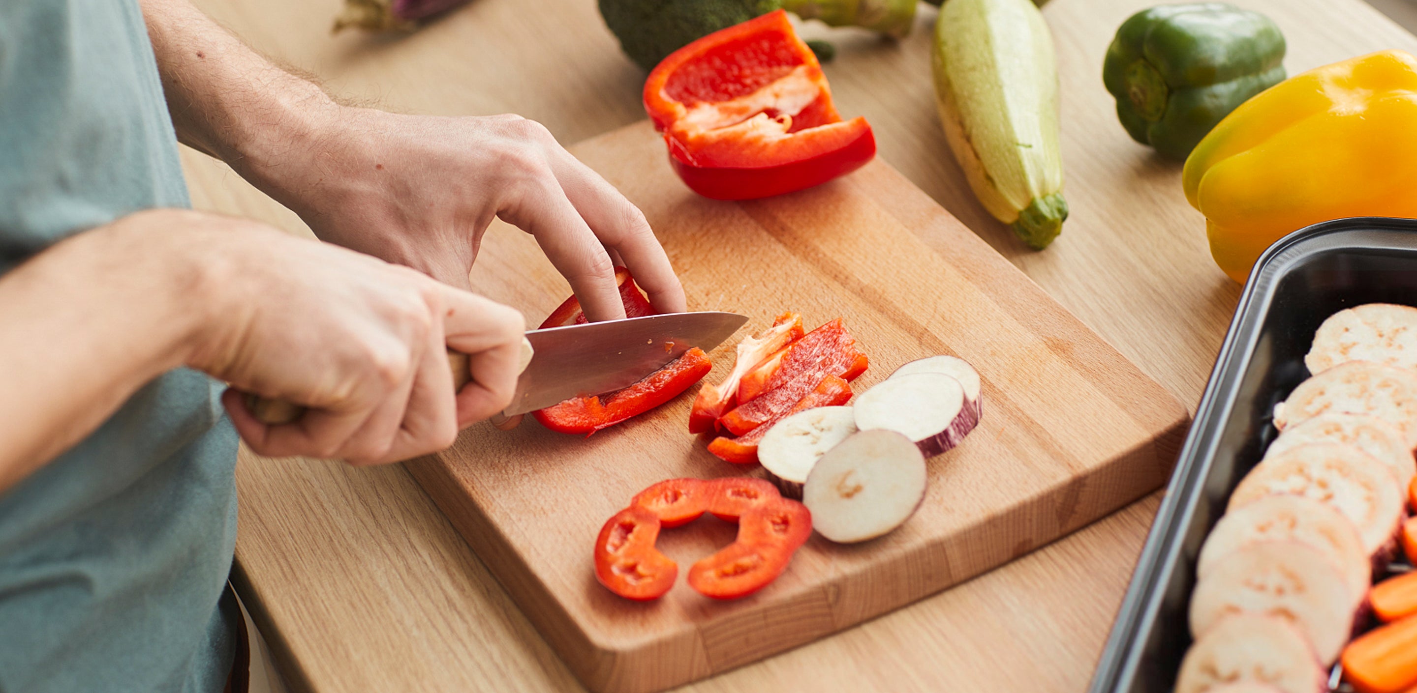 Learn When to Use Each of Your Kitchen Knives