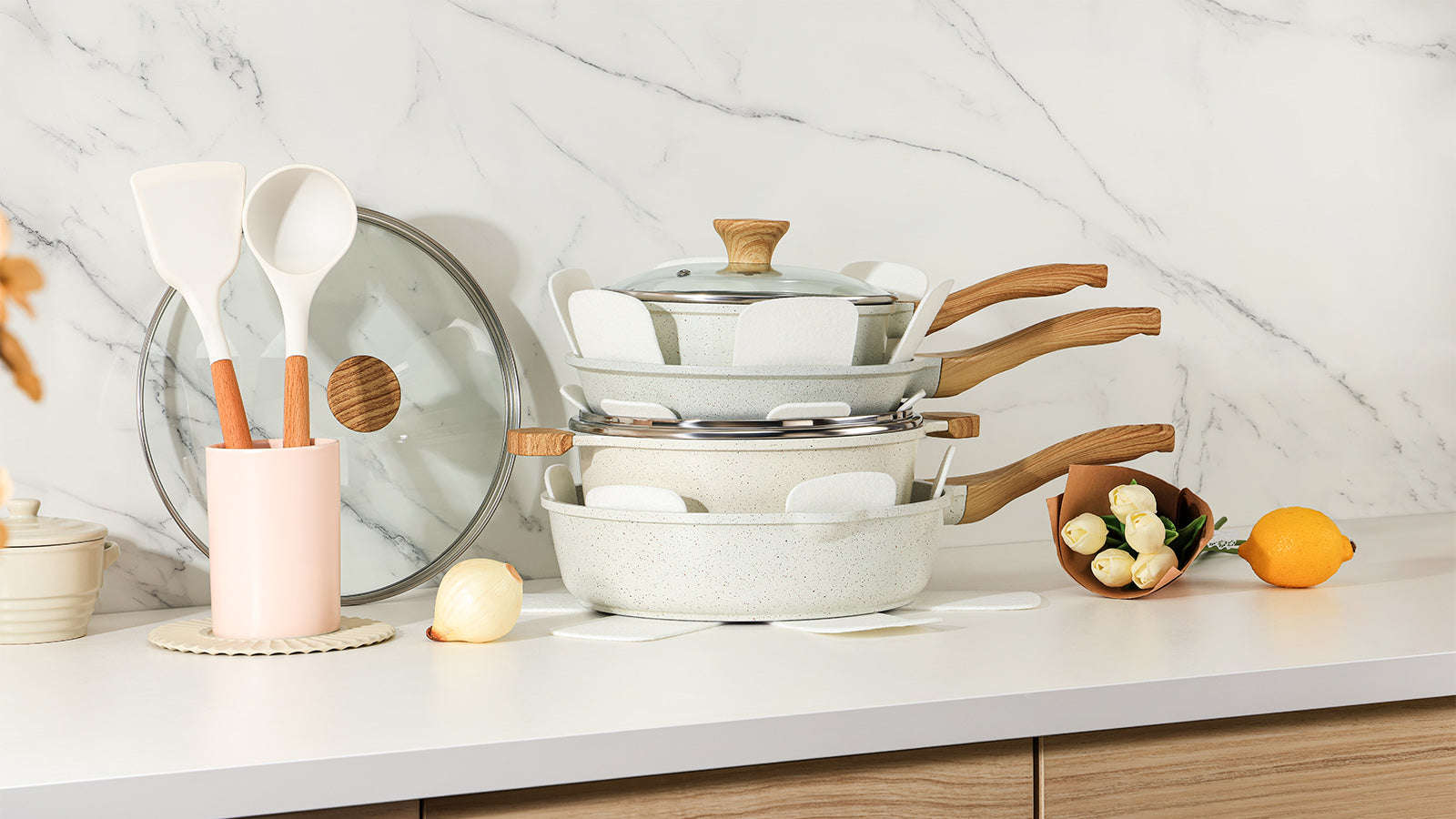 Maximizing Space and Flavor: Nonstick Cookware for Small Kitchens and Apartments