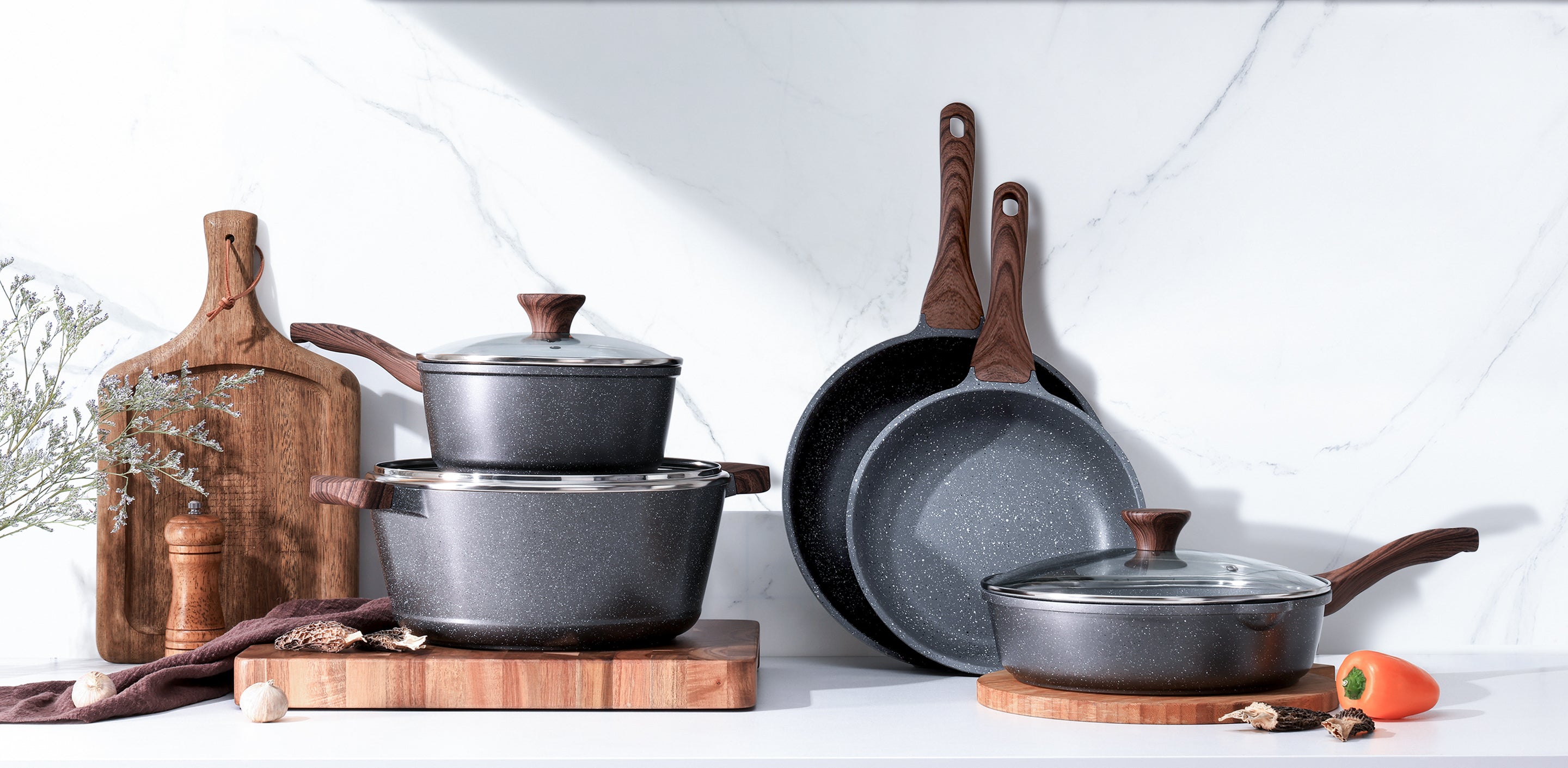 Examining the Health Effects of Nonstick Cookware on Your Well-being