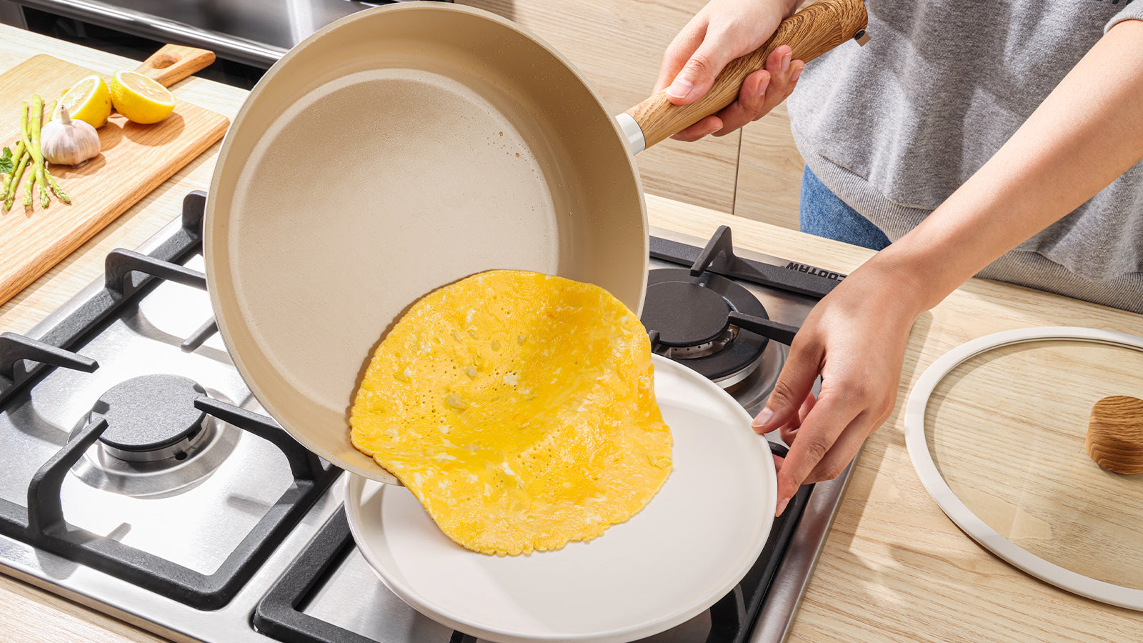 Nonstick and Healthy: Exploring Oil-Free Cooking Techniques