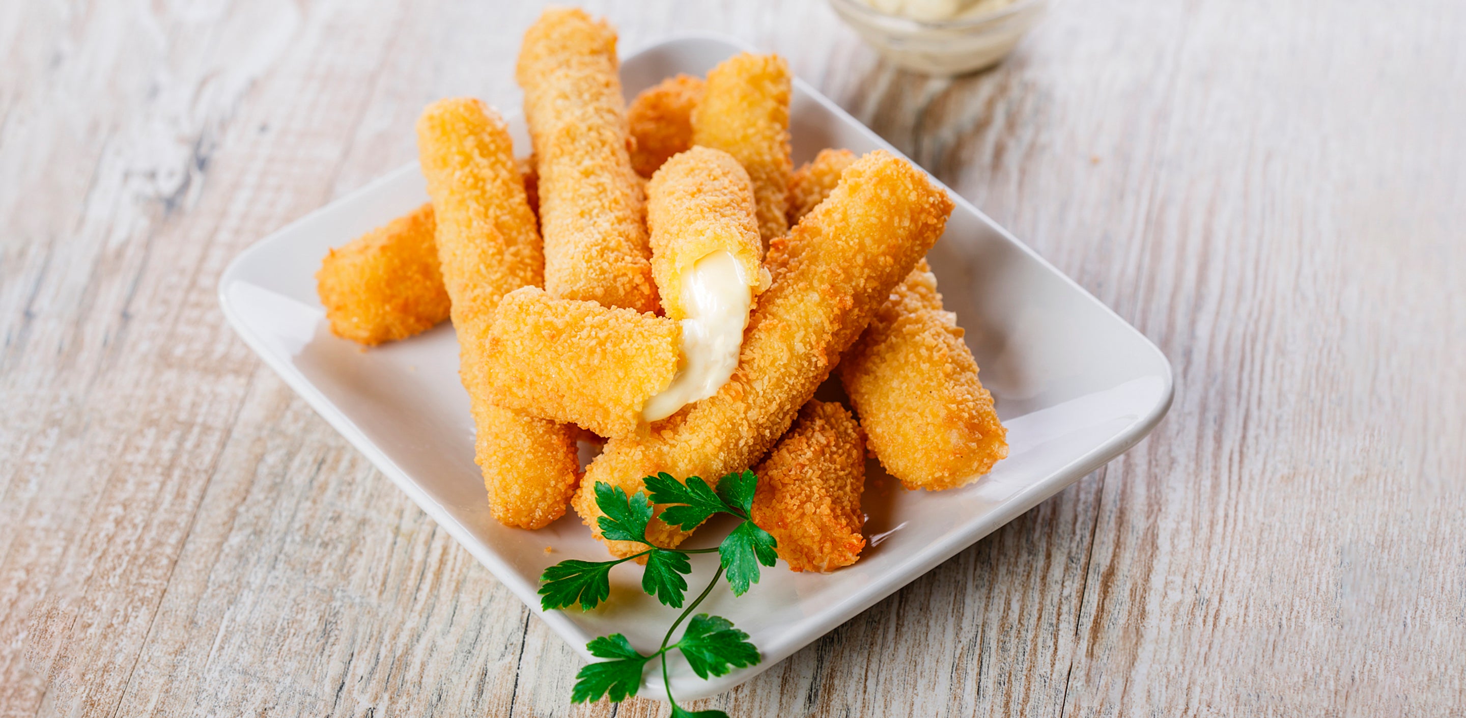 Crispy Mozzarella Cheese Sticks Recipe – Sensarte Cookware