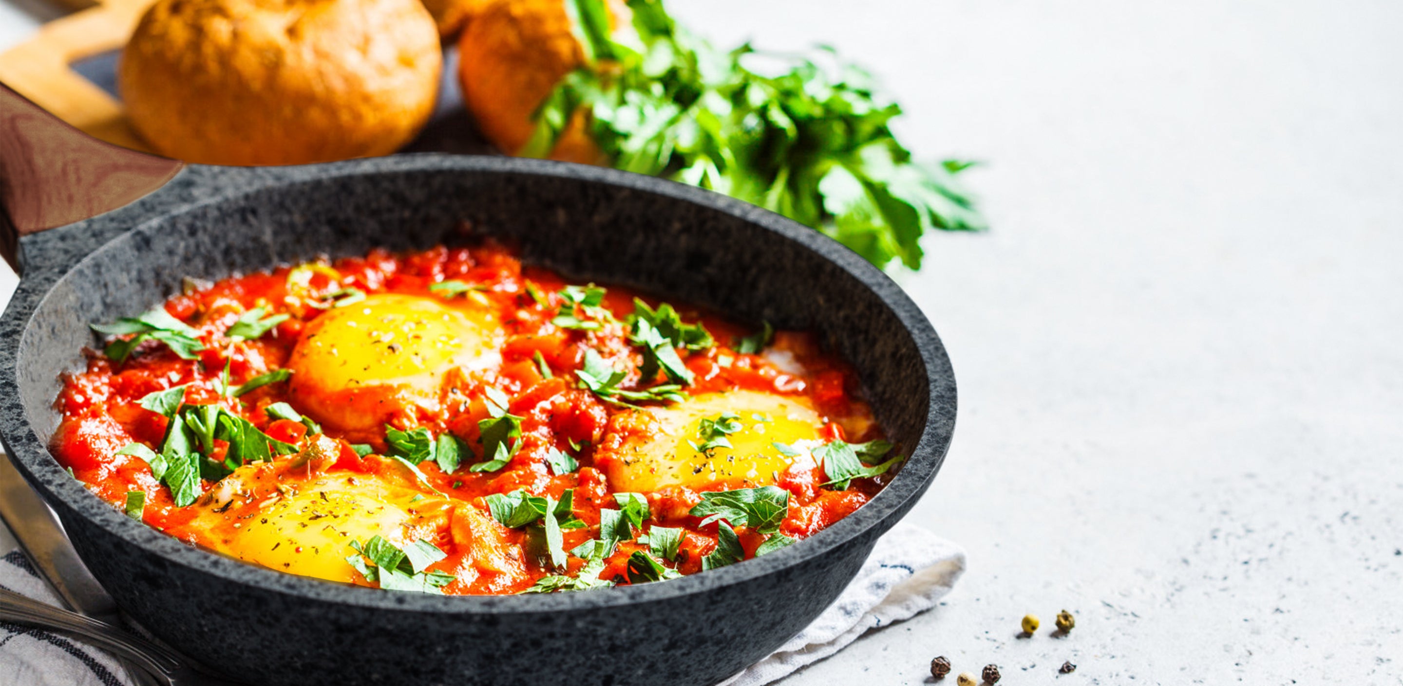 Shakshuka Recipe for a Simple Brunch at Home – Sensarte Cookware