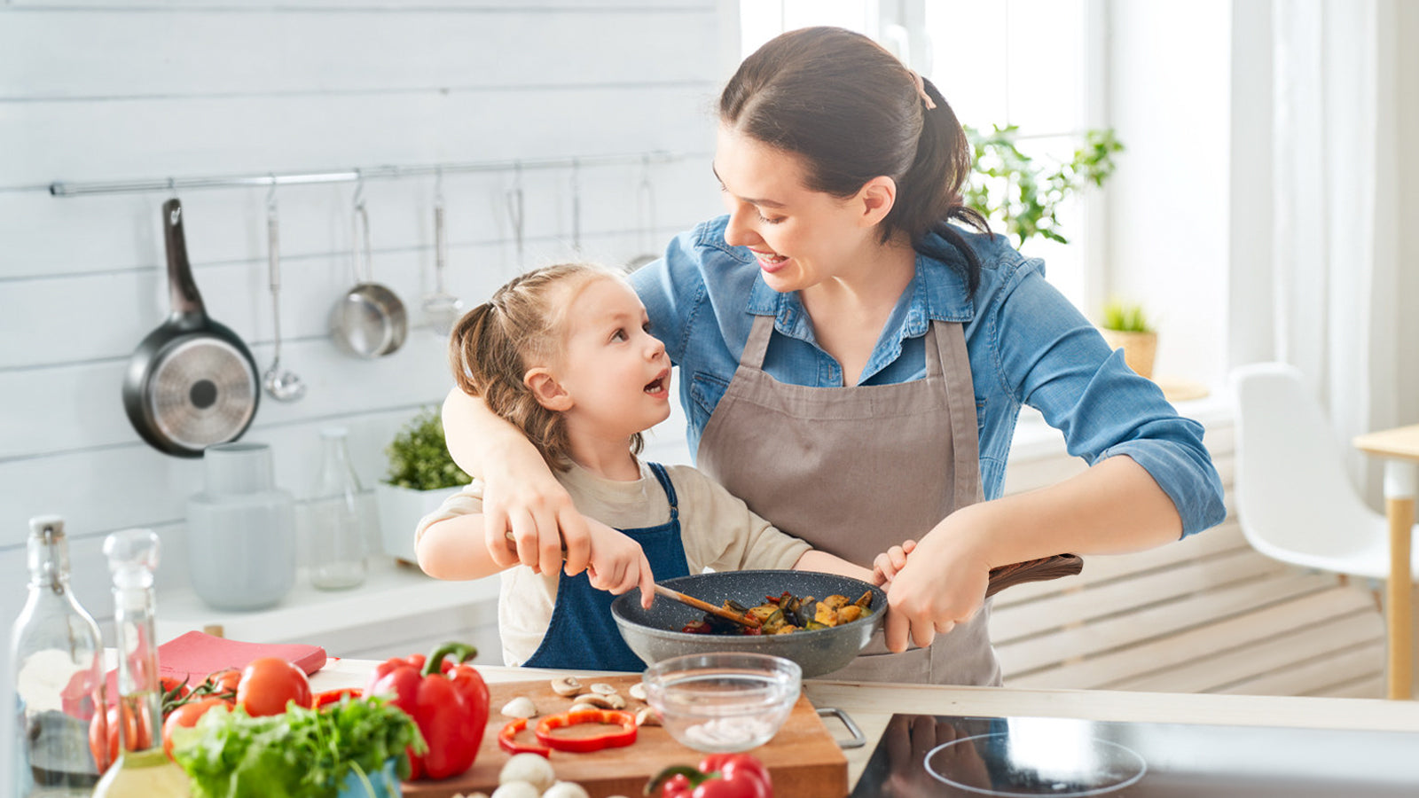 Nonstick Cookware: Creating Safe and Fun Cooking Experiences with Kids